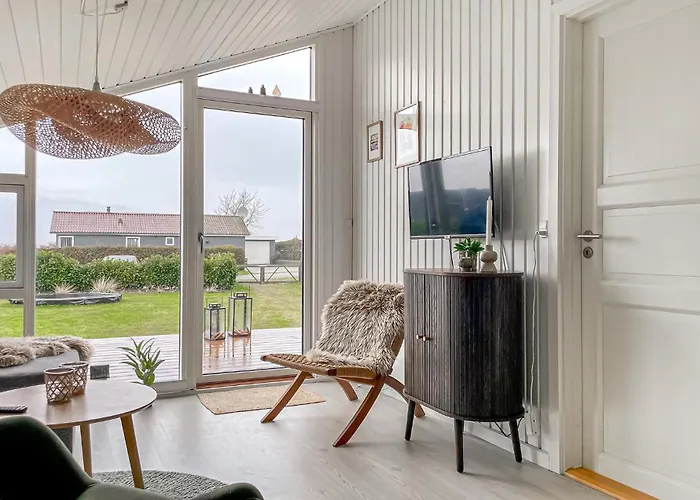 3 Bedroom Amazing In Prázdninový dům *